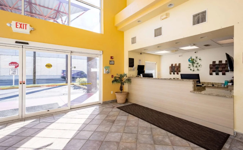 Clearwater Hotel