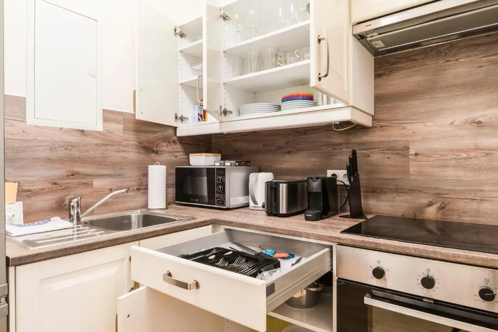 Junior Suite Fasangasse by welcome2vienna