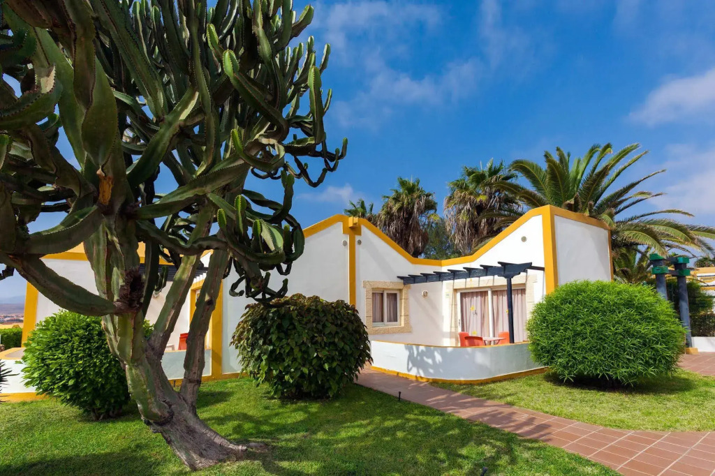 Отель BLUESEA Club Caleta Dorada