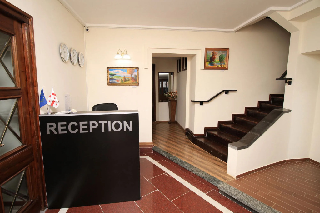 villa old sololaki