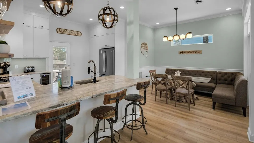 3 Minutes to Beach - Community Pool - Classic Seagrove Home