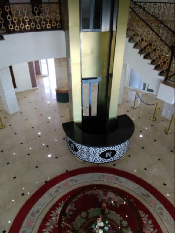 Al Mansour Palace