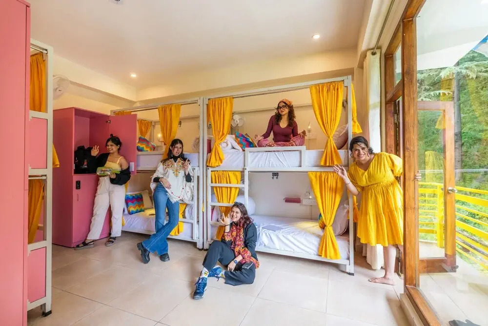 goSTOPS Kasol PLUS, Manikaran Road - Private Rooms & Dorms