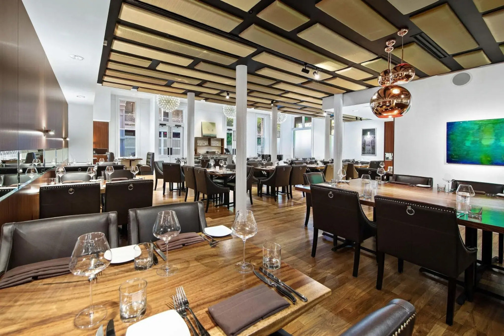 Fairmount Hotel