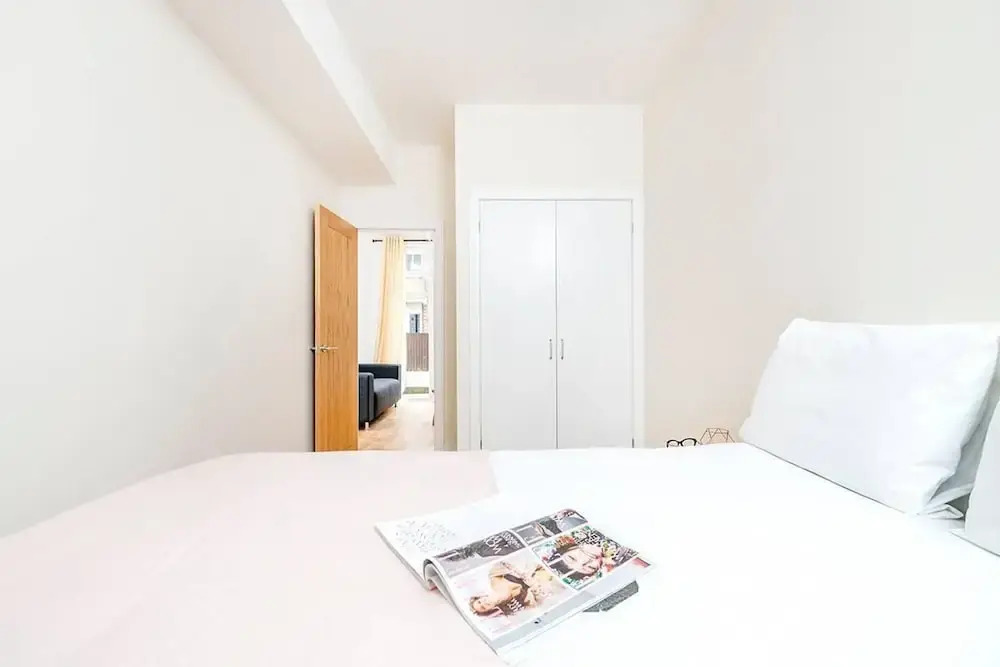 Lovely 2BR Garden Flat in Battersea