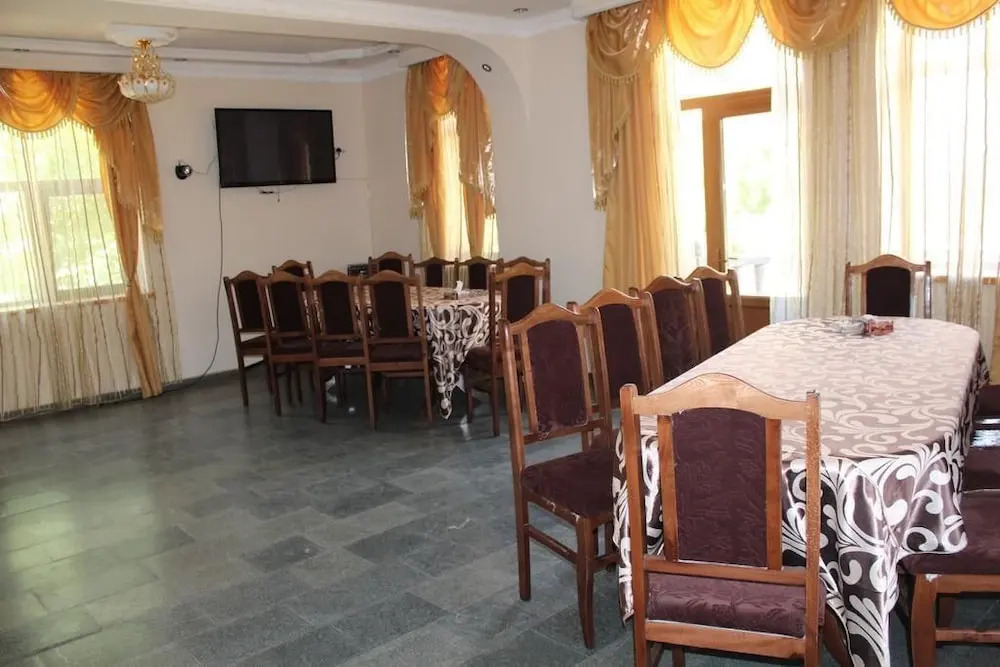Sanasar Hotel