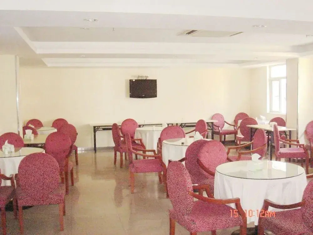 Hanting Express Shenzhen Huaqiang Bei