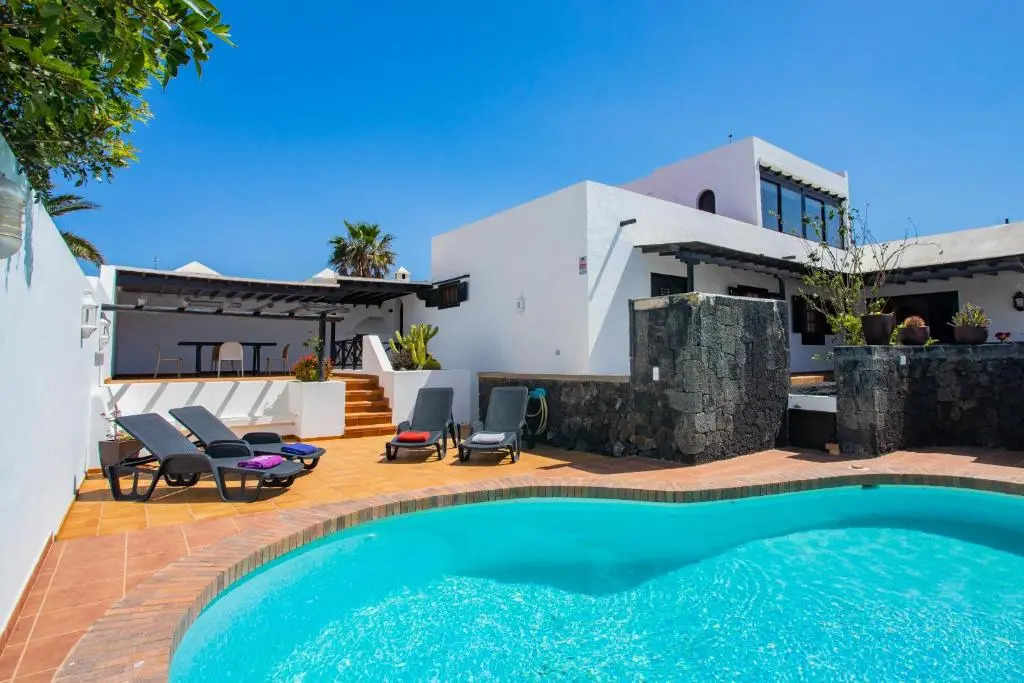 Casa Seara Piscina, Wifi y 400 metro de la playa