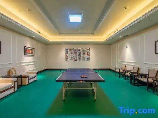 Chongzhou Zhongsheng Hotel