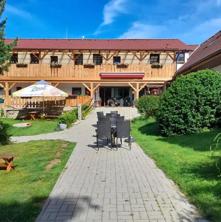Pohádková usedlost Lovětín