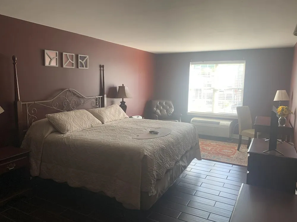 French Quarter Inn
