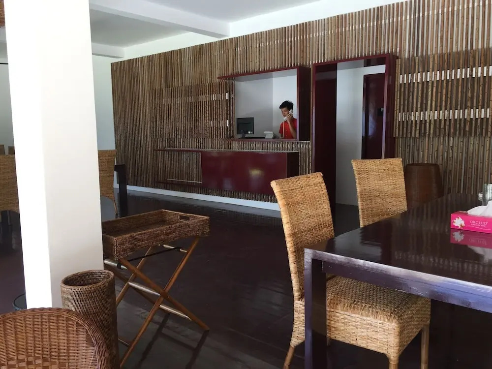 The Mandolis Hotel