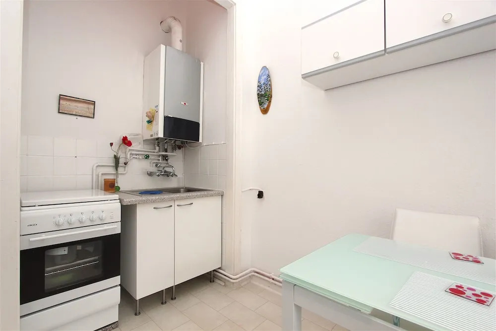 Private Apartment Schloßstraße