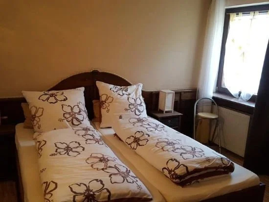 Landhotel "Zum Doppeldecker"