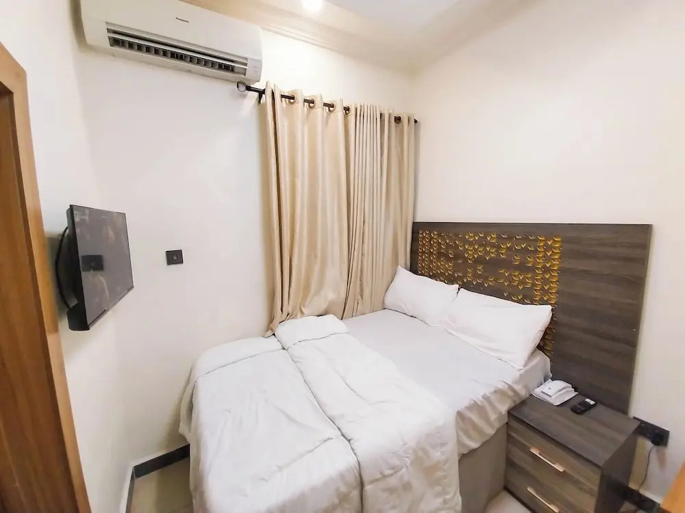 12th Legacy Hotel