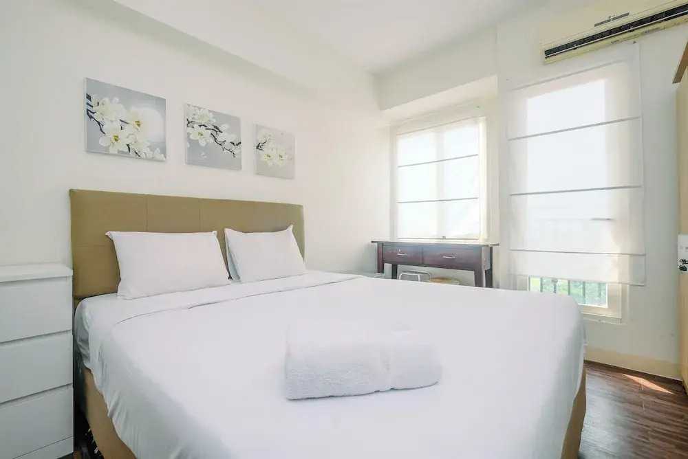 Comfortable and Lovely Studio Podomoro Golf View Apartment