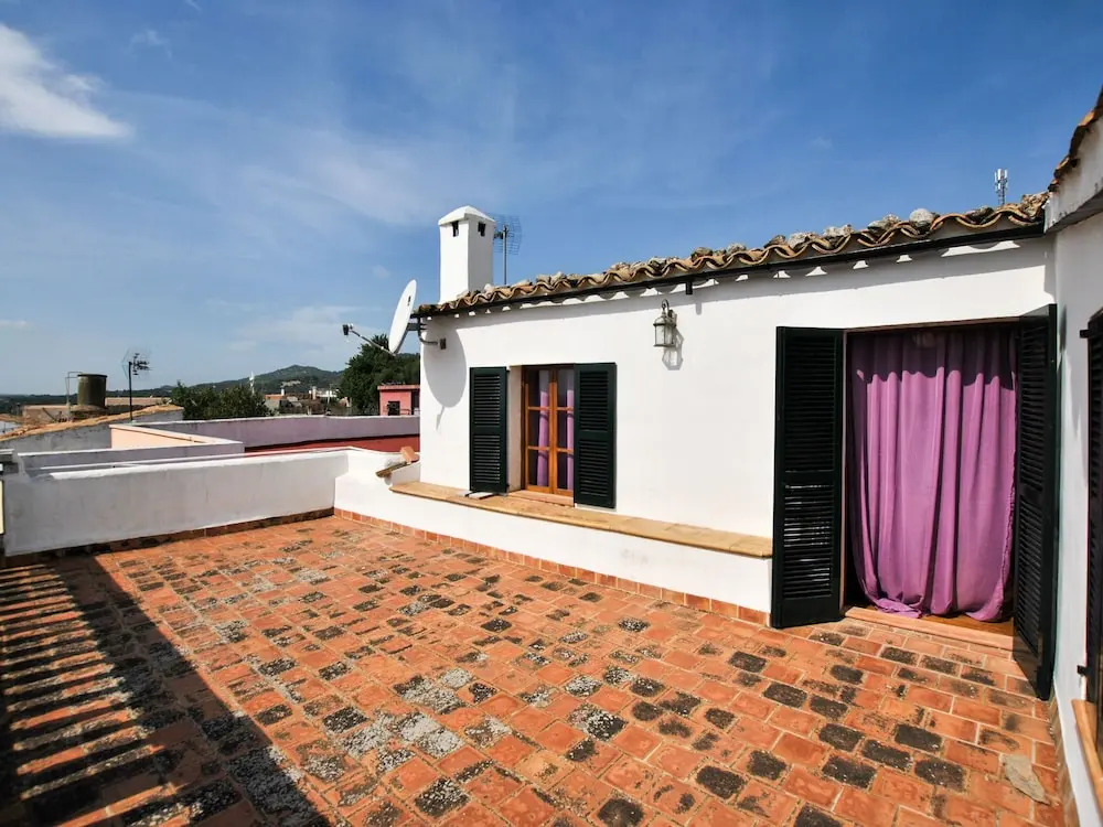 Cozy Cottage in Lloseta With Private Swimming Pool