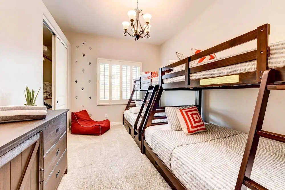 Pool, BBQ & Bar: Family Home in Queen Creek