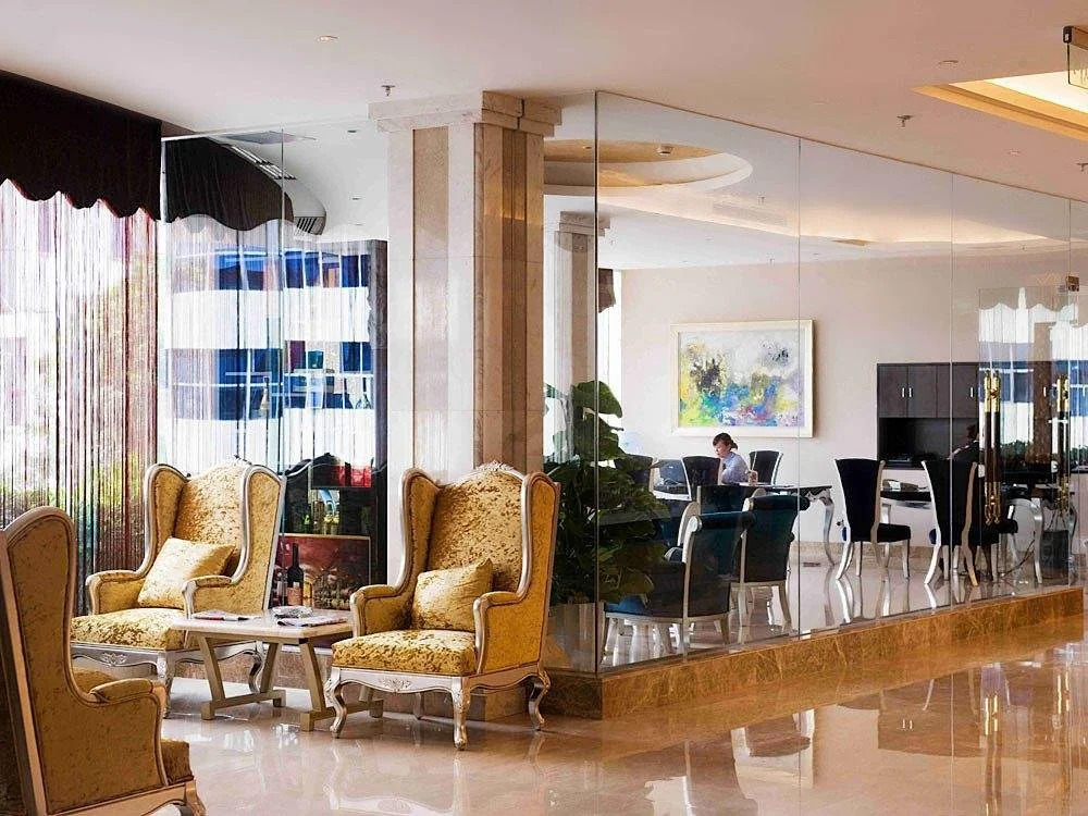 Carp City Hotel