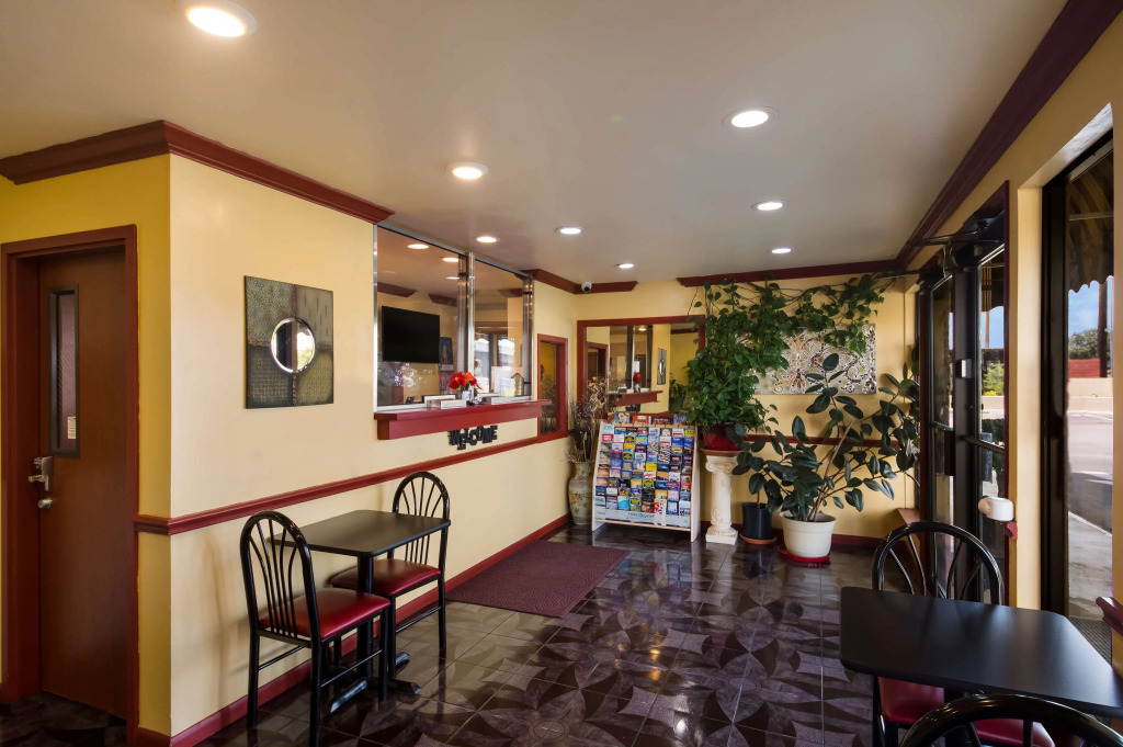Americas Best Value Inn Buda
