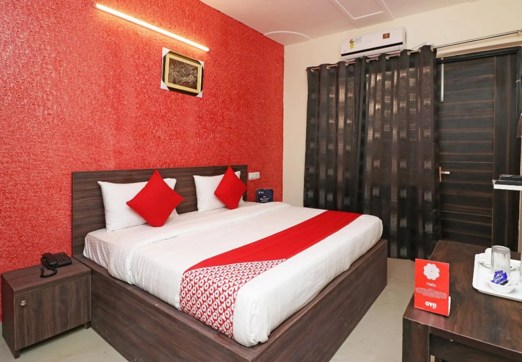 Live Inn By OYO Rooms