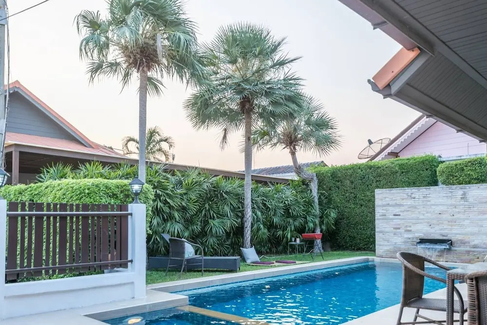 AnB Poolvilla Grand Modern 3BR Jomtien for 10pax