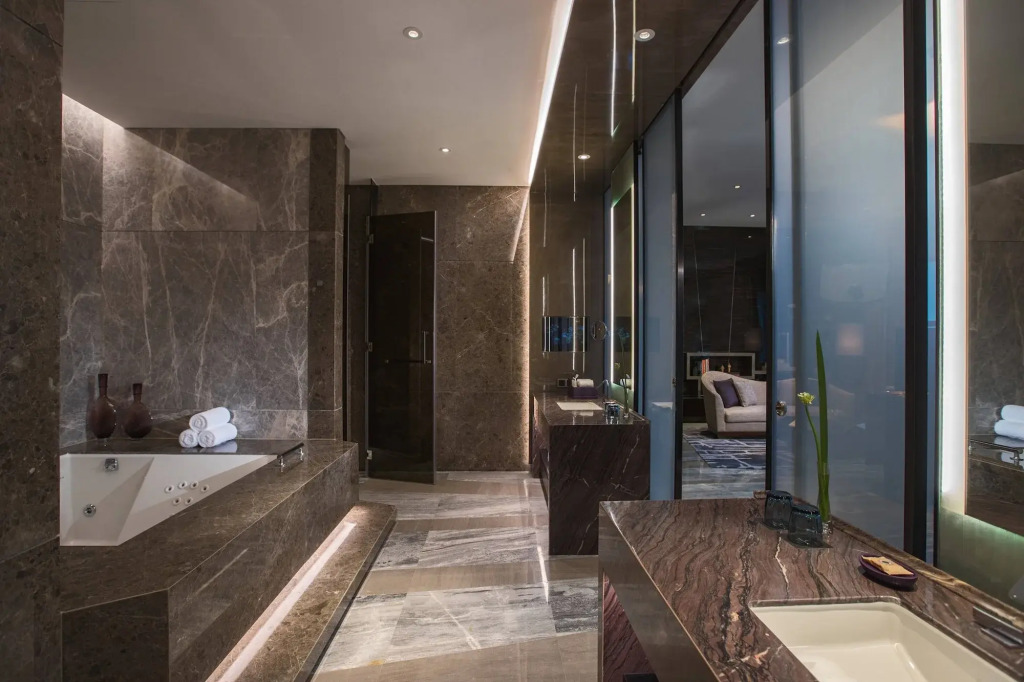 Renaissance Haikou Hotel