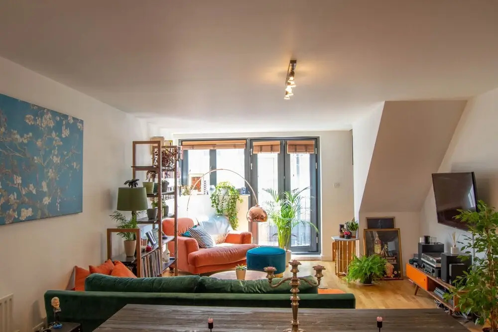 Charismatic 2 Bedroom Duplex in Shoreditch