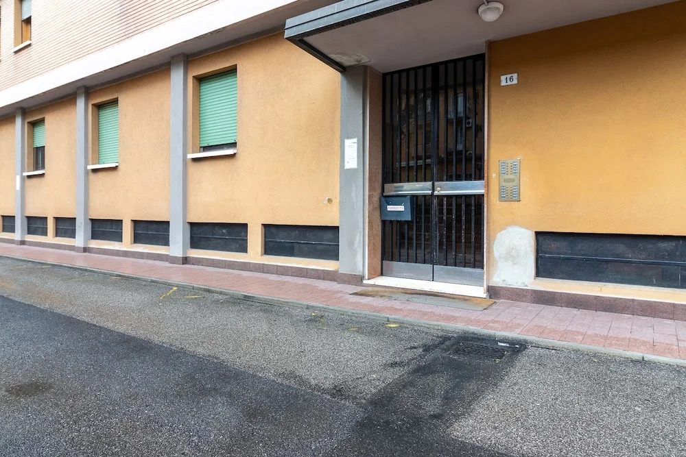 Housmart Galeotti 16
