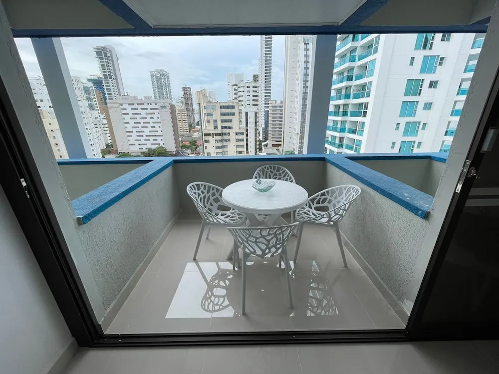 Apartamentos En Edificio Portofino ICDI