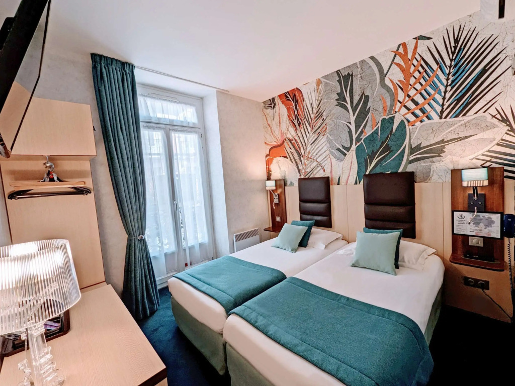 HOTEL ARVERNA VICHY - ClTHOTEL