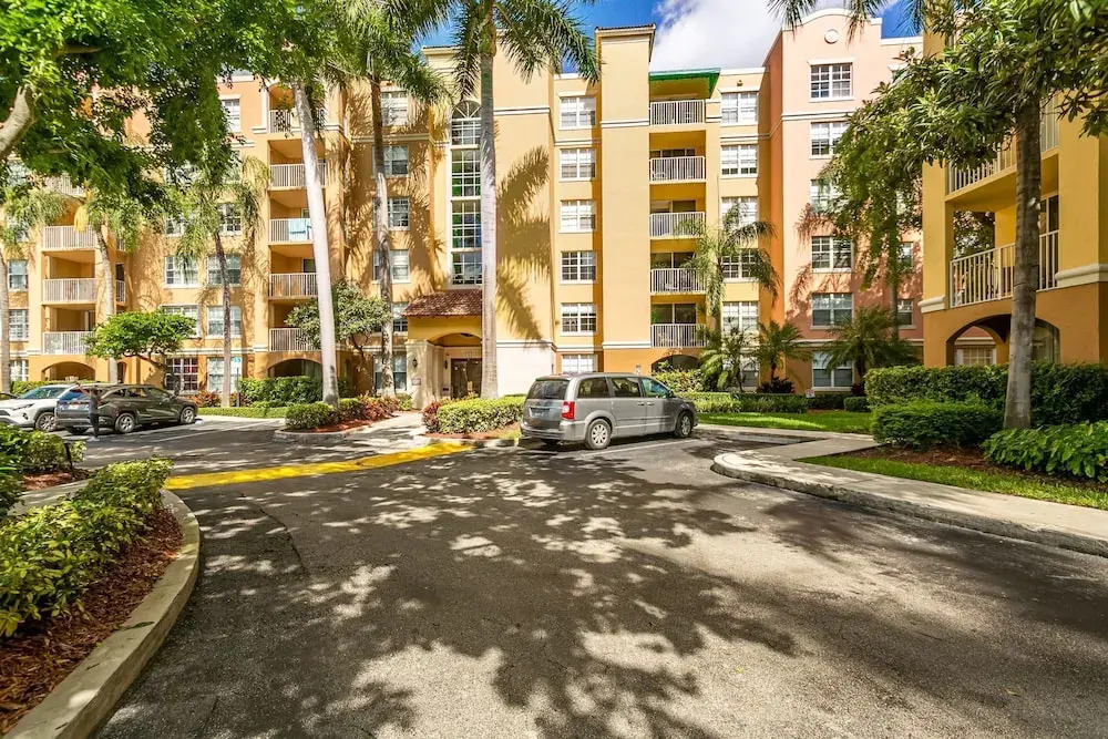 Wonderful 3 Bedroom Condo in the Heart of Aventura