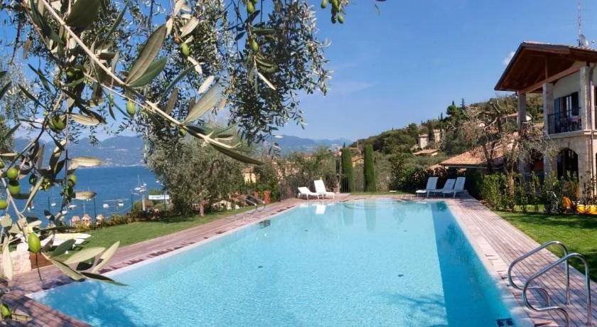 ApartmentsGarda - Canevini Residence