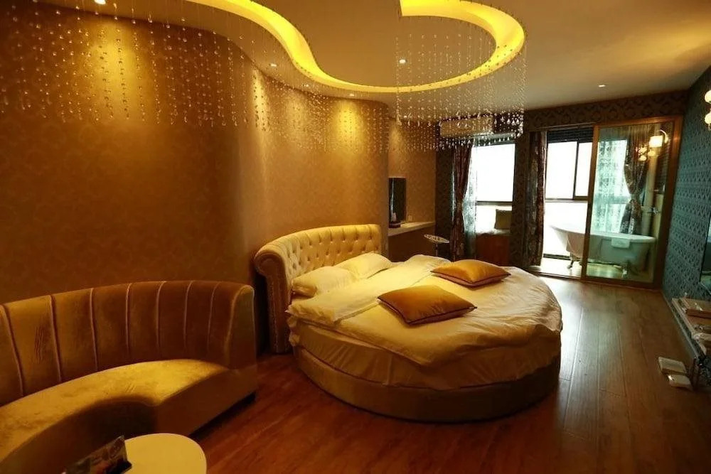 Yawei Apartment Hotel
