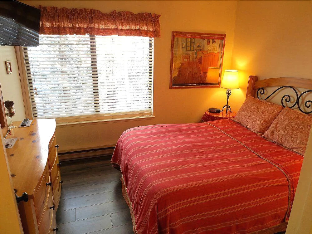 126 Premium Condominium 2 Bedrooms 2 Bathrooms Condo