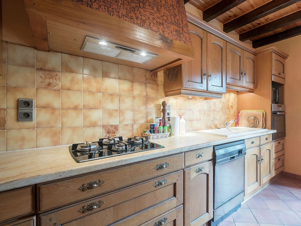 Charming Retreat in Bouniagues