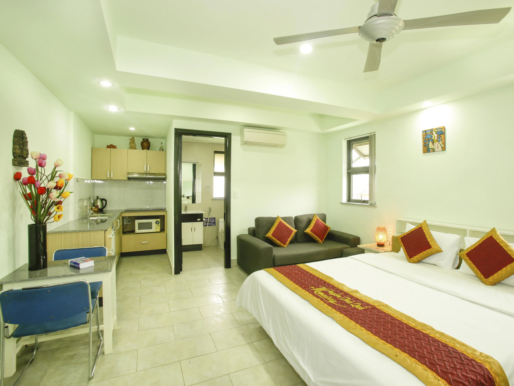 Huyen Tra Que Homestay