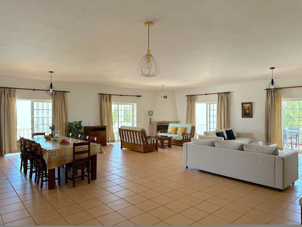 BnB Homes Luxurious Villa With 5 Bedrooms Pool