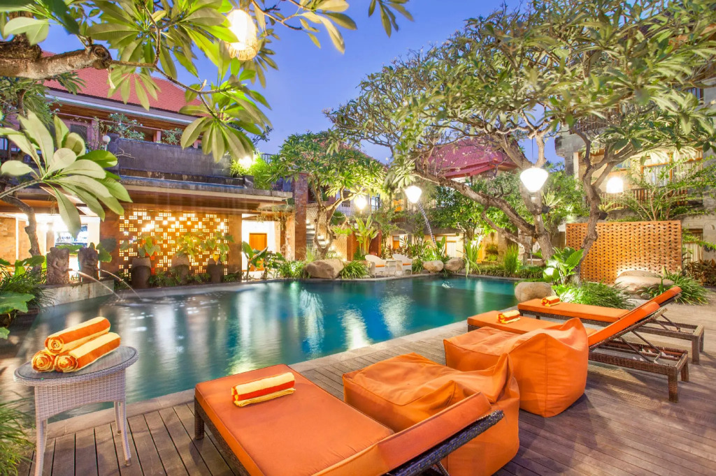 Fourteen Roses Boutique Hotel, Kuta