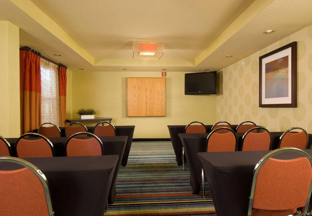 Fairfield Inn & Suites Orlando Lake Buena Vista