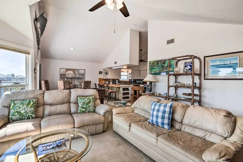 1 Mi to Sea Isle Beach: Canal-front Gem w/ Dock!