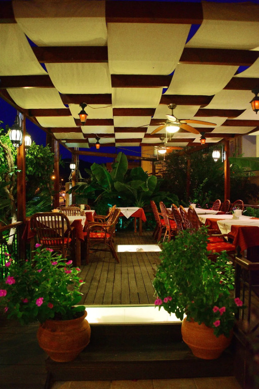 Kalathos Sun Hotel
