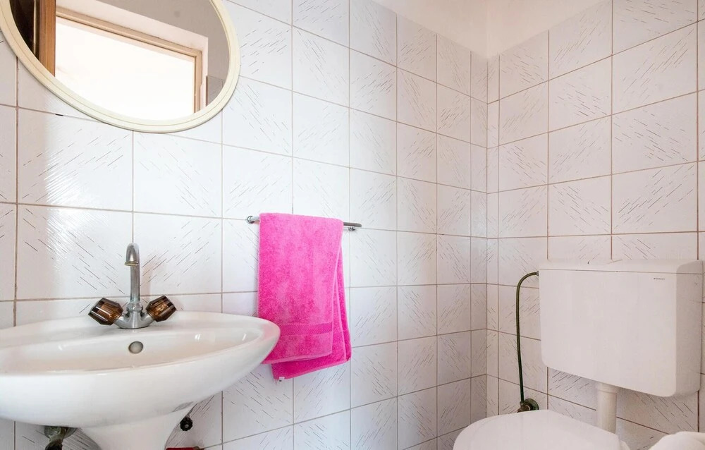 Awesome Apartment in Klek With 3 Bedrooms and Wifi