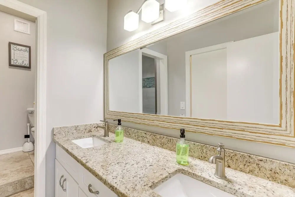 Lovely Indian Shores Condo w/ Beach Access!