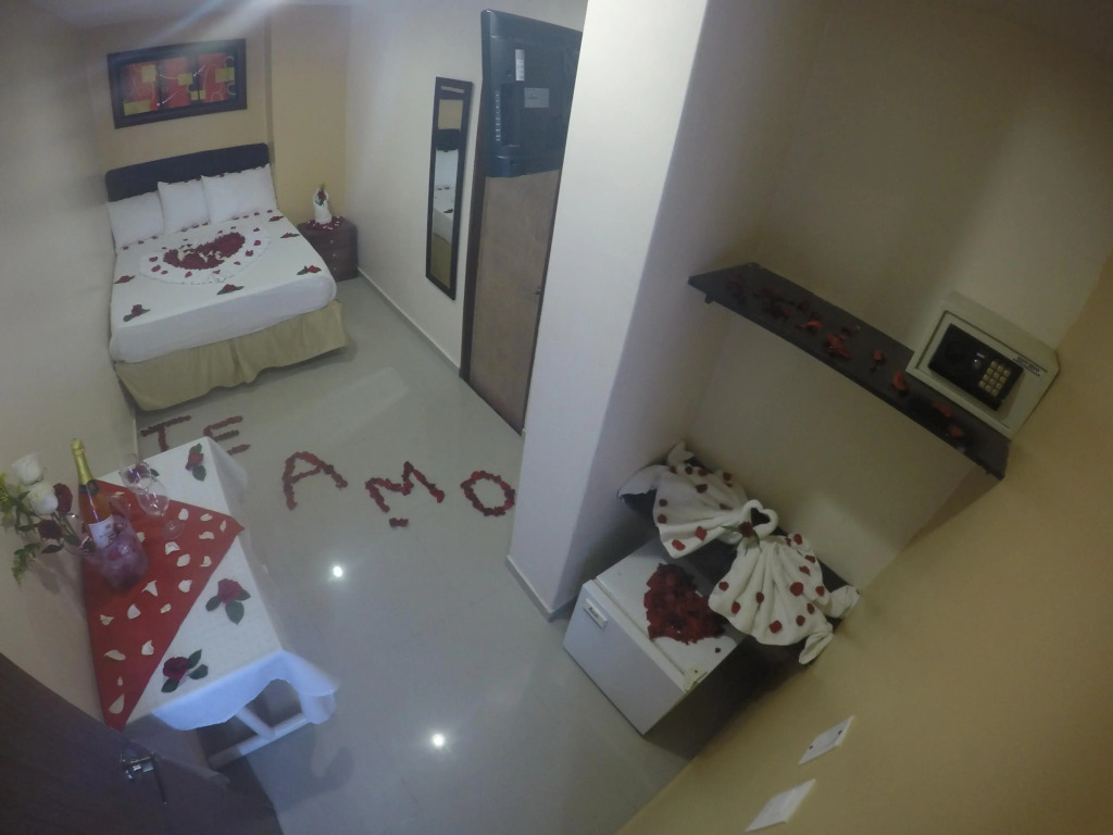 Hotel Marina Suites By GEH Suites