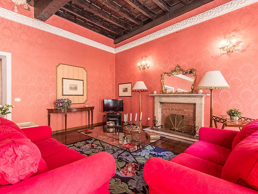 Spanish Steps Top Location