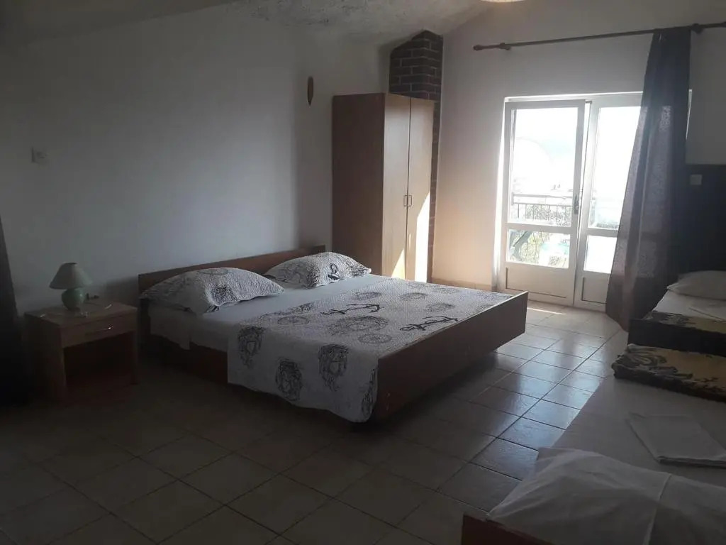Apartments Vrša