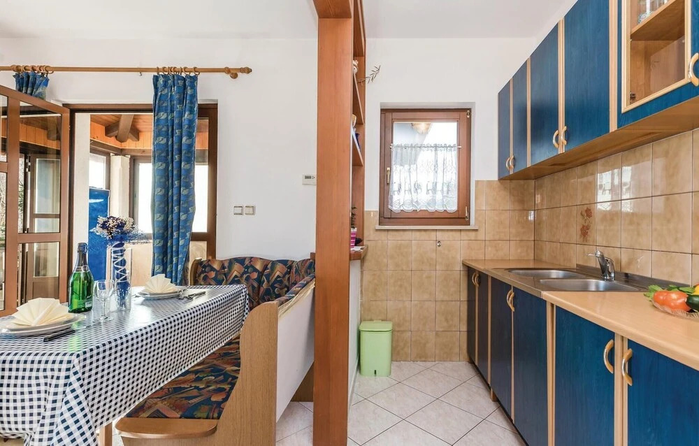 Lovely Home In Lovran