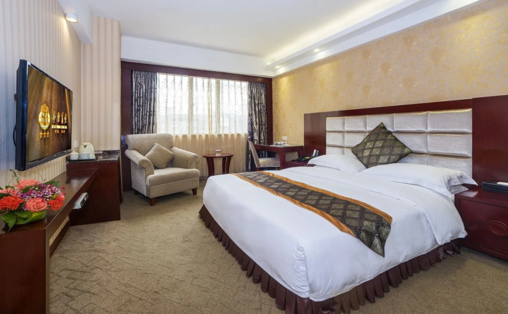 Zhuhai Overseas Chinese Hotel