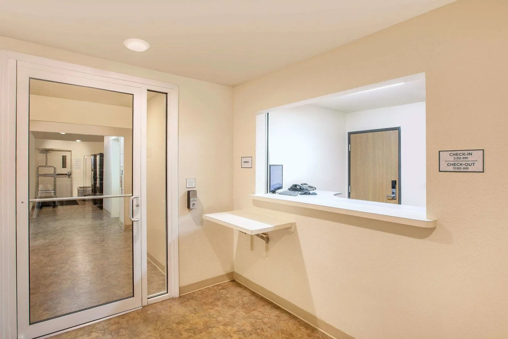 WoodSpring Suites Jacksonville Southeast